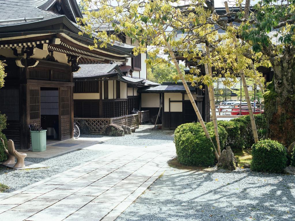 Koyasan Shukubo Jokiin Hotel Kültér fotó